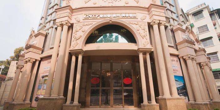 壹加壹整形美容醫(yī)院（項(xiàng)目?jī)?nèi)容：無(wú)線網(wǎng)絡(luò)覆蓋、電話點(diǎn)安裝...）