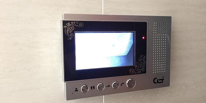 松湖豪庭(項(xiàng)目?jī)?nèi)容：停車(chē)場(chǎng)、刷卡門(mén)禁、安防監(jiān)控、樓宇對(duì)講系統(tǒng)等）